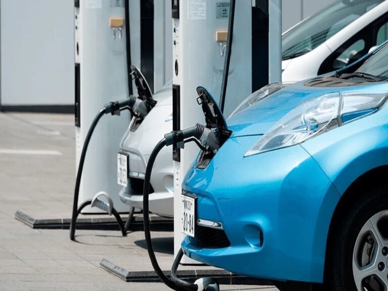 Fundación Yammine - Autos eléctricos ¡Ventajas y desventajas! - FOTO