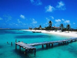 Imagen1 300x225 - Los mejores lugares para practicar deportes de aventura en Los Roques