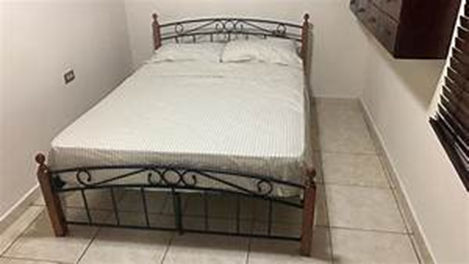 Camilo Ibrahim Issa - Camilo Ibrahim Issa | Hacer la base de una cama con acero y madera: ¿Es posible?