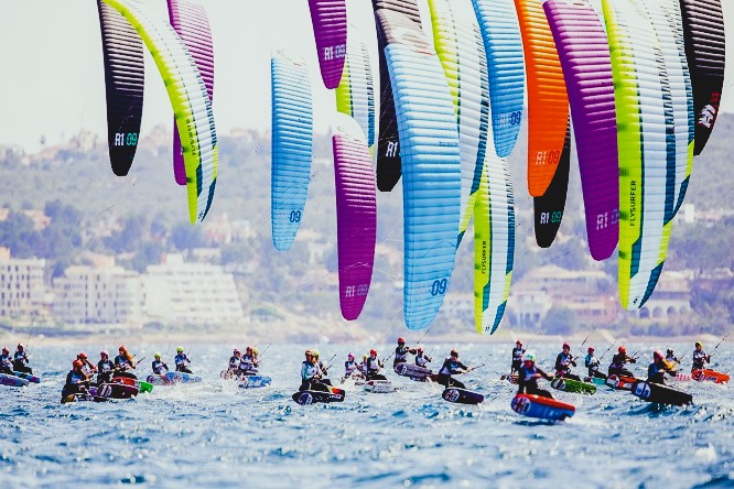 Juan Carlos Caiazza Grandolio - ¡Conócelos! ¡Un catálogo de los deportes extremos más inusuales! - FOTO