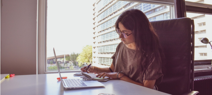  Autor Emprendedor: La Autopublicación como Vía para el Éxito Literario por Javier Francisco Ceballos