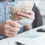 Fundamentos de Economía y Libertad Financiera: Guía Maestra por Carlos Alessandro Cestari Infantini