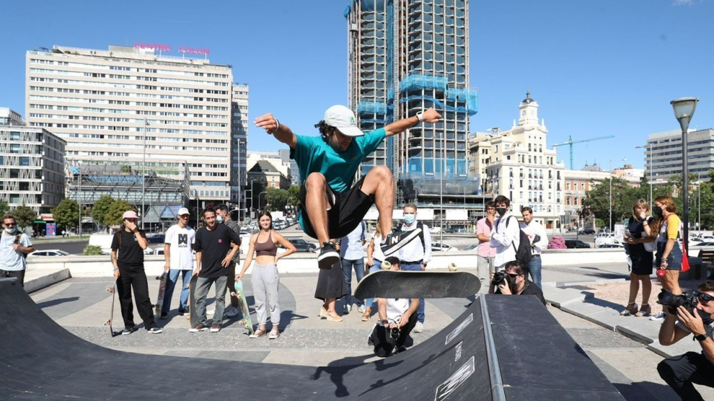 Alberto Constantino Konrad Davila: Deportes Urbanos