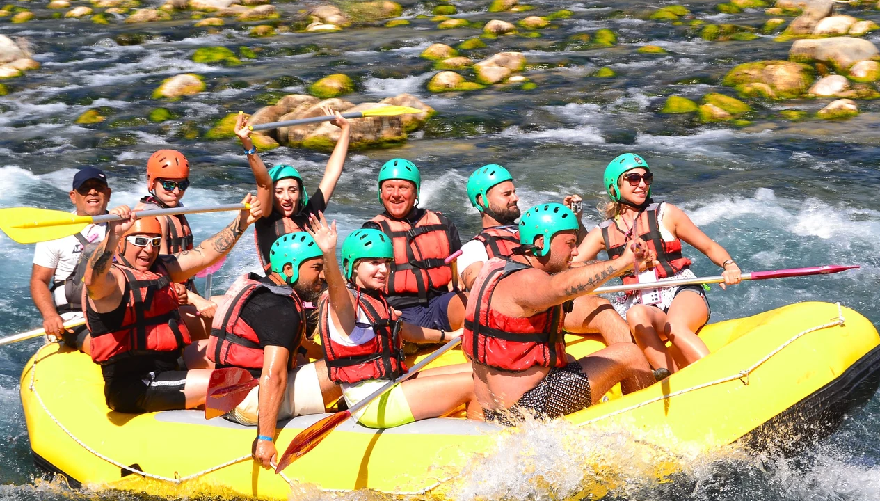 Alberto Constantino Konrad Davila: 5 Destinos de Aventura