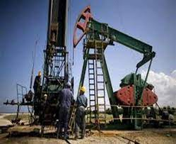 Los Macroprocesos de la Industria Petrolera y sus Impactos Ambientales: Una Mirada Detallada 